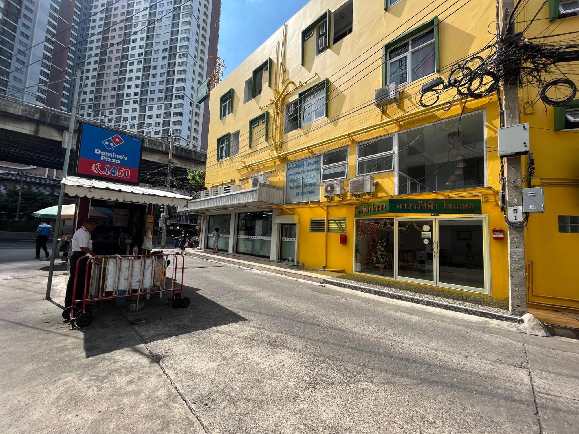 Dao Jaras Fah Hometel ดาวจรัสฟ้าโฮมเทล Bangkok Exteriér fotografie